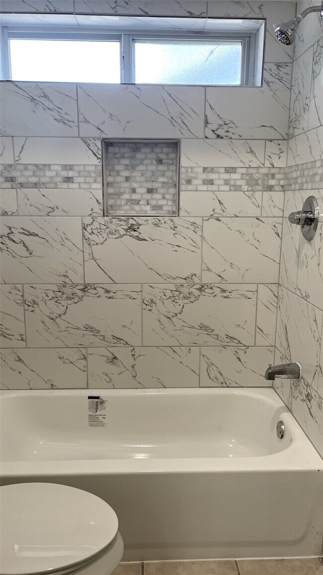 Building Photo - 9959 El Chaco Dr