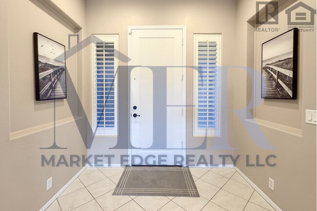 Building Photo - 3Bed/2.5Bath Home at Guadalupe/Crismon Rd! $399 MOVE-IN SPECIAL! Ready for Immediate Move-In!