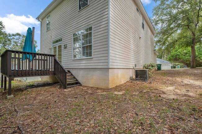 Building Photo - 8313 Elan Dr