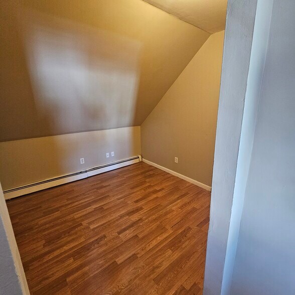 Living Room - 151 Regent Ave