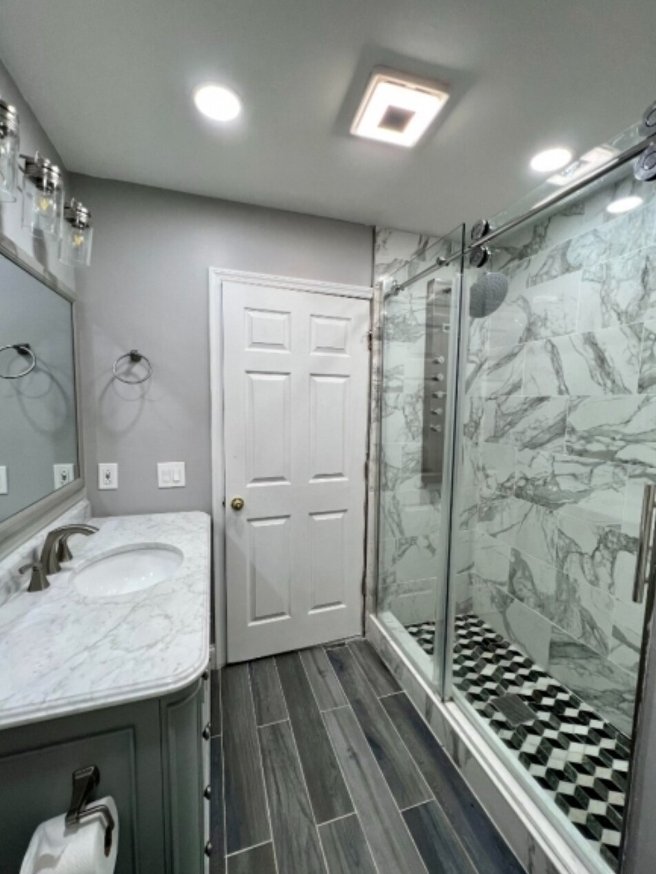 Building Photo - 128 Constitution Way