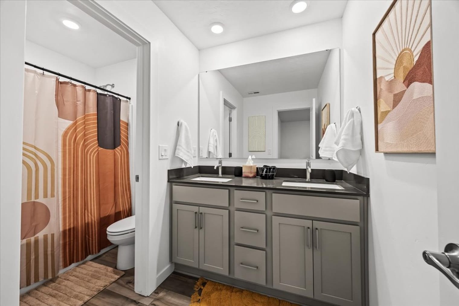 Building Photo - 195 N Nursery Ave