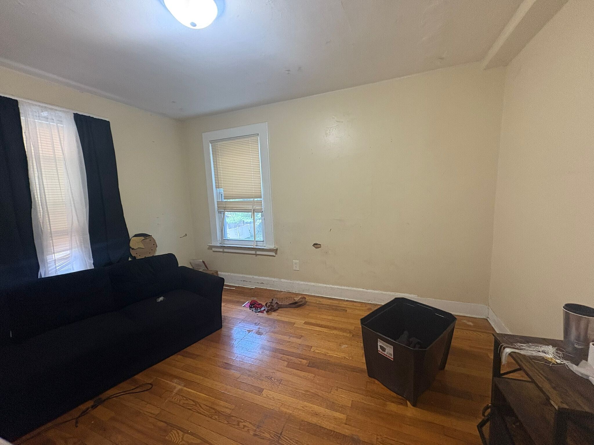 Building Photo - 271 Augur St