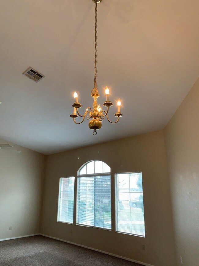 Building Photo - 8409 Tamworth St - SW - Beautiful 3 + Offi...