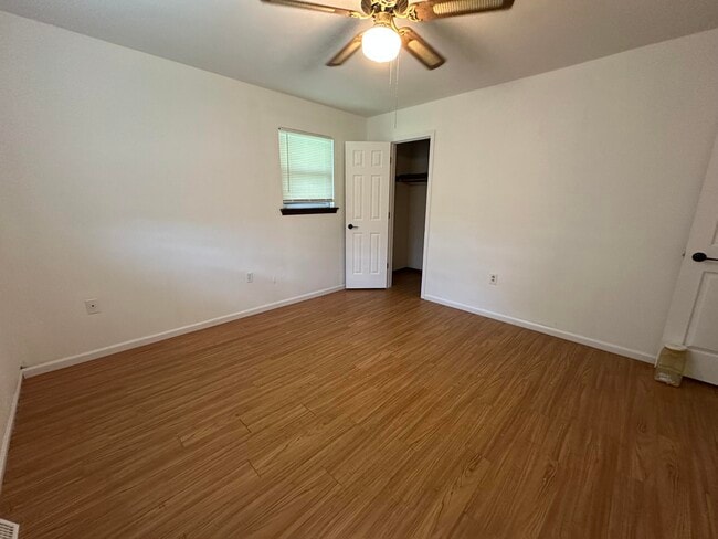 Building Photo - 4753 Bethel St