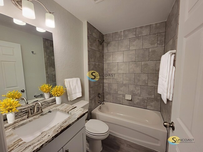 Building Photo - 329 Marion Oaks Blvd