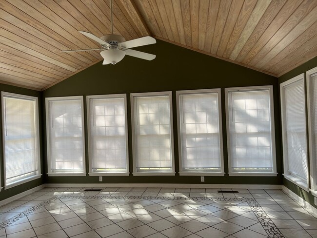 Building Photo - Single Family Home | Heber Springs