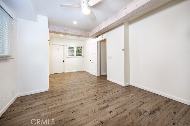Building Photo - 370 Loma Terrace