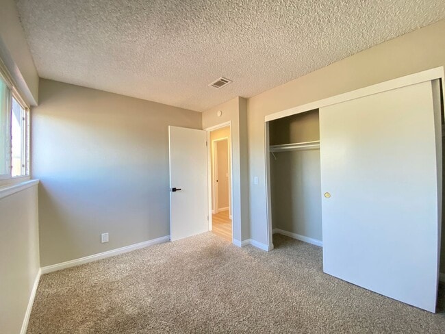 Building Photo - Remodeled 3 Bedroom Home in Oceanside!