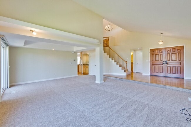 Building Photo - Elegant home with top Fremont Schools