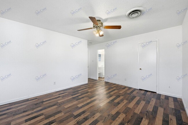 Building Photo - 6921 Greenlee St