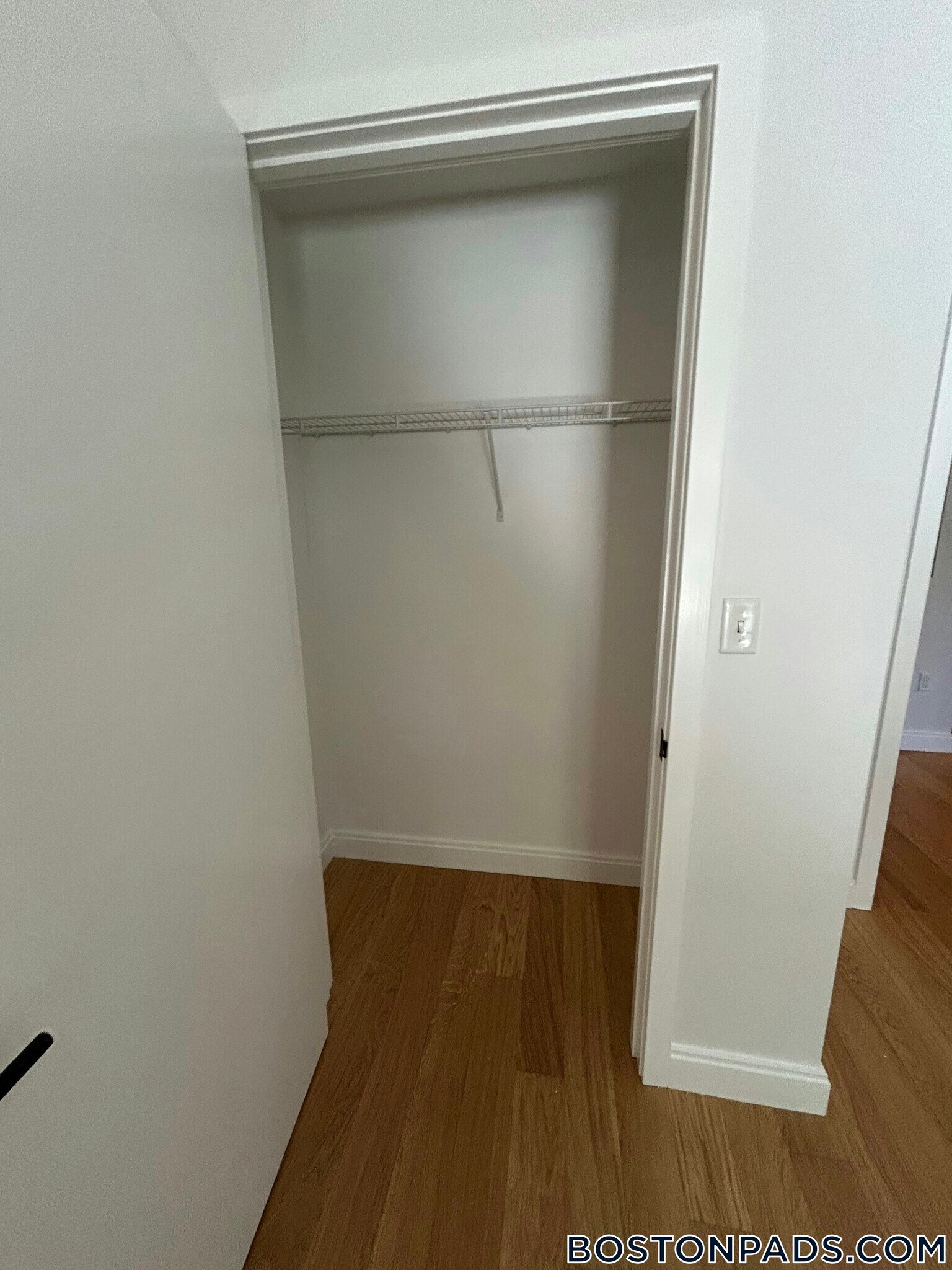 Building Photo - 83 Gardner St