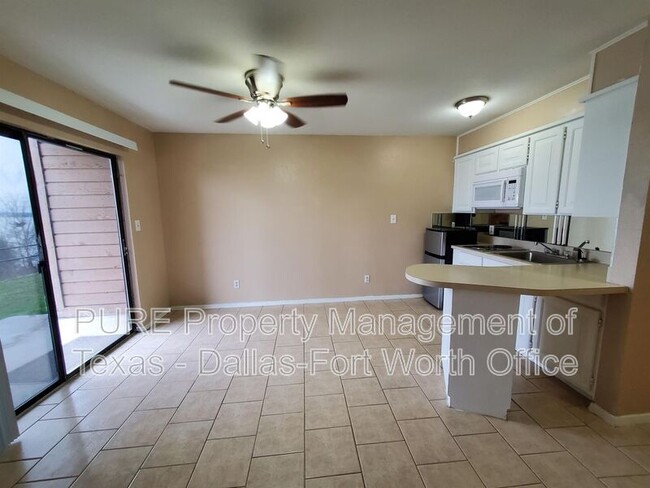 Building Photo - 6321 Kelly Dr