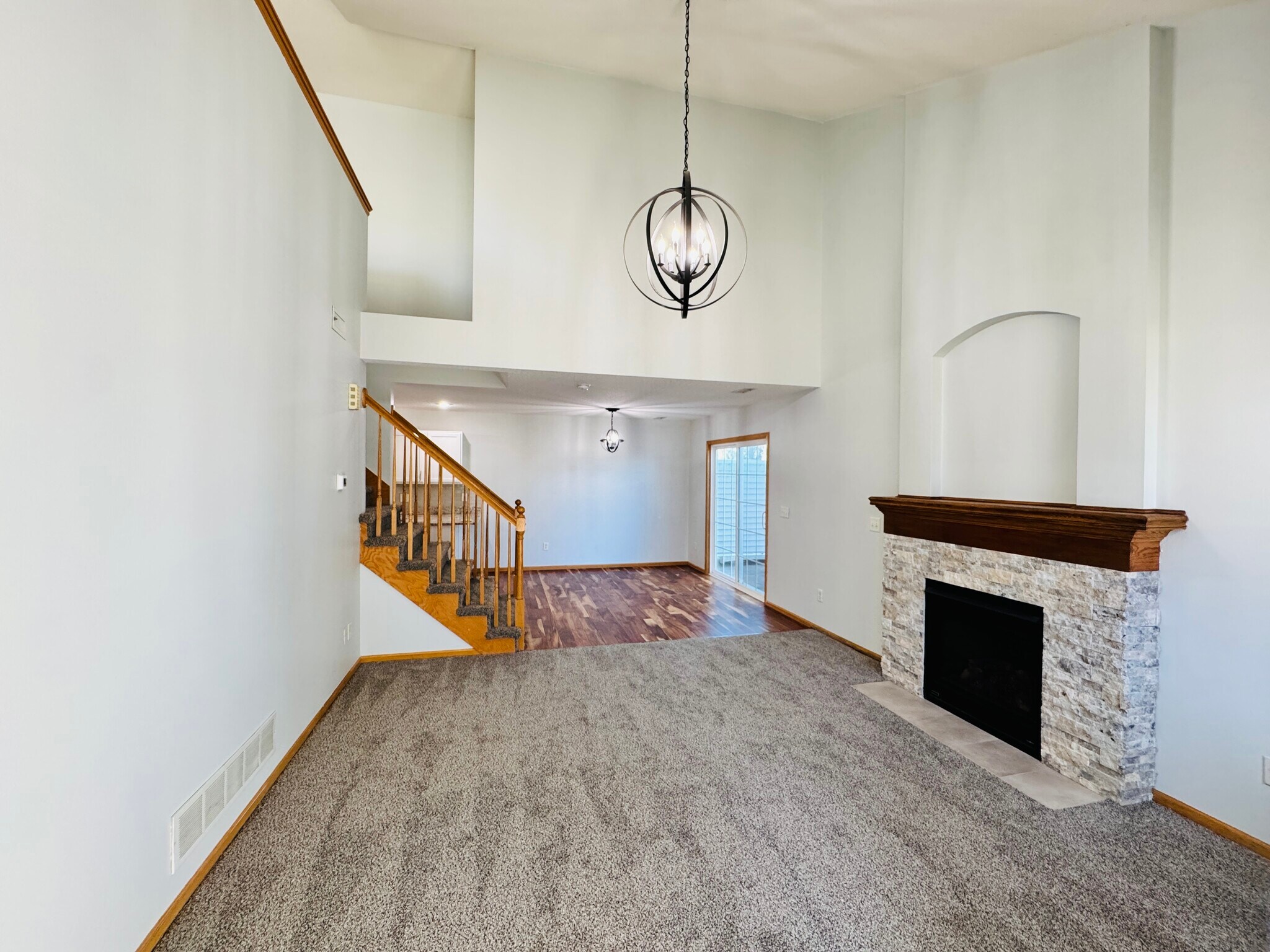 Building Photo - 7425 Wistful Vista Dr