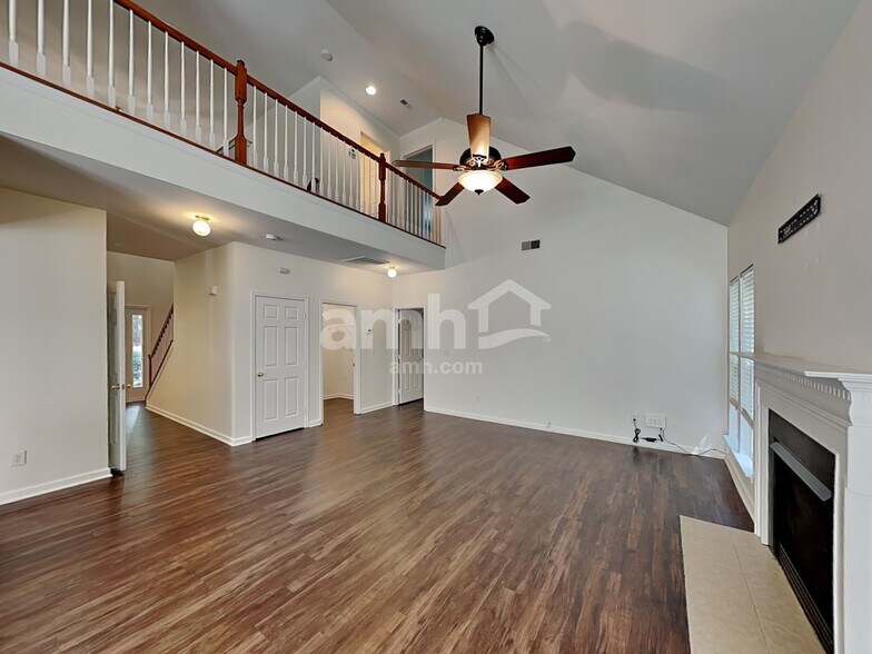 Building Photo - 139 Northland Ave