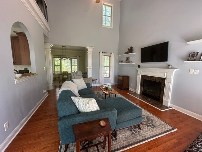 Building Photo - Carolina Lakes Gated Community!!