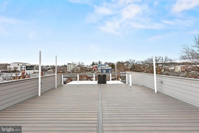Building Photo - 5404 4th St NW