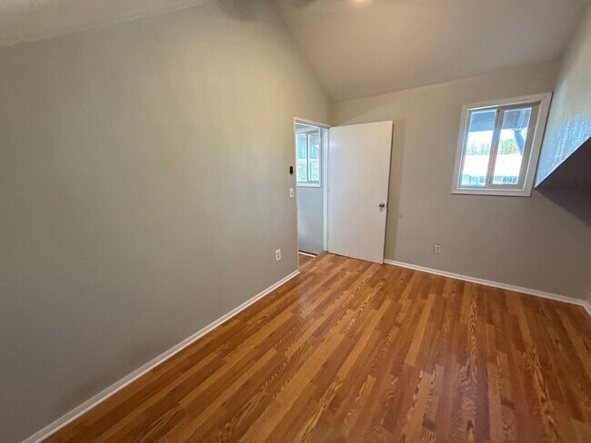 Building Photo - 4776 Buffalo Dr SE