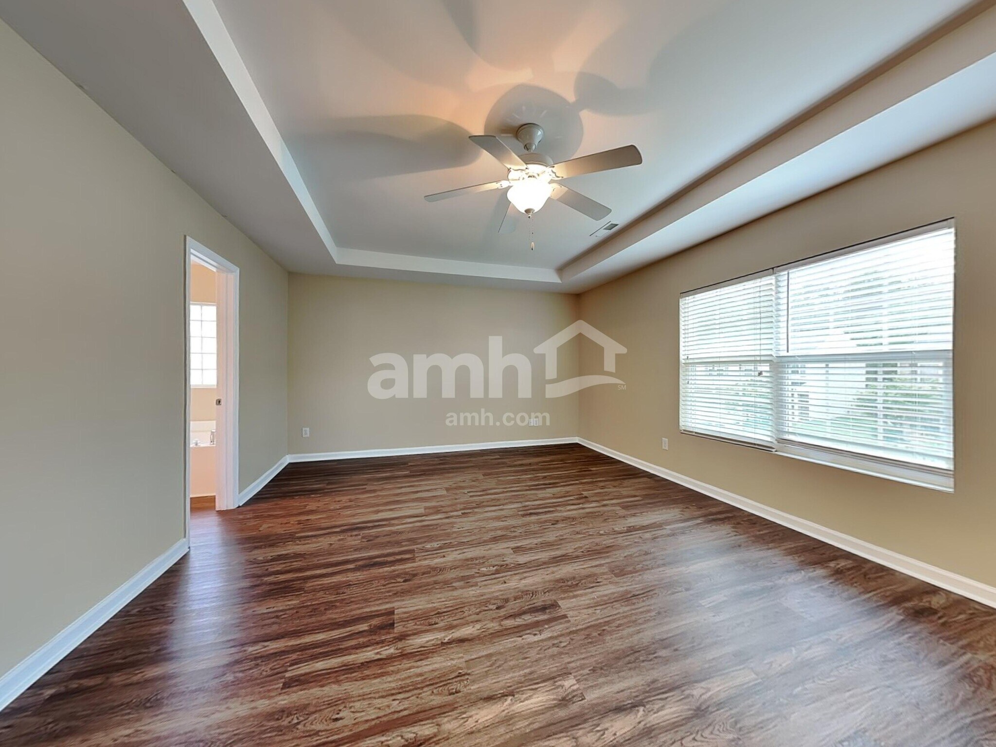 Building Photo - 3120 Genlee Dr