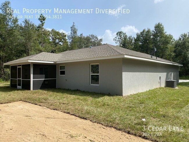 Building Photo - 3 Cedar Ln