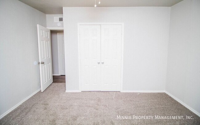 Building Photo - 2710 68th St