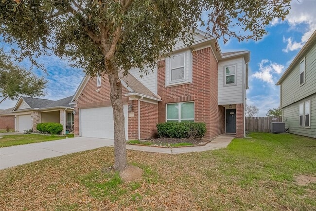 Building Photo - 13510 Dahlia Green Way
