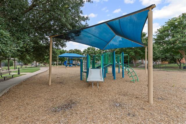 Building Photo - 1475 Applewood Dr