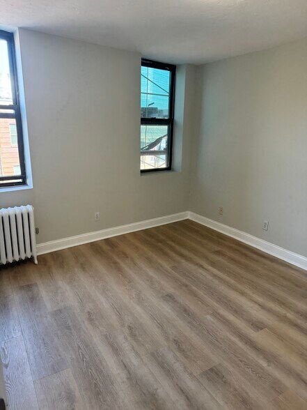 Building Photo - 224 Hanover St