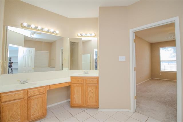 Building Photo - 1100 Inland Ln