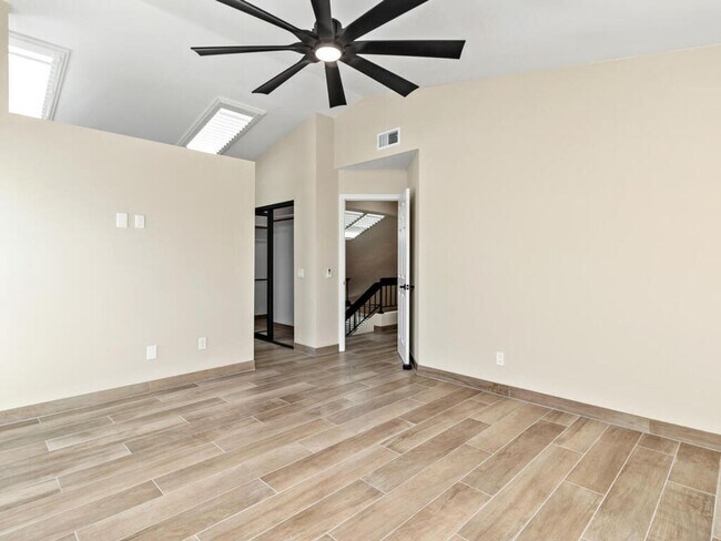 Building Photo - Stunning Fully Remodeled Home in Rancho De...