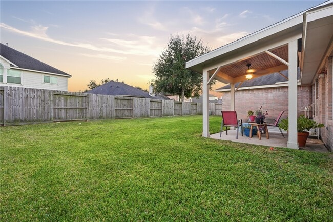 Building Photo - 5755 Lightstone Ln