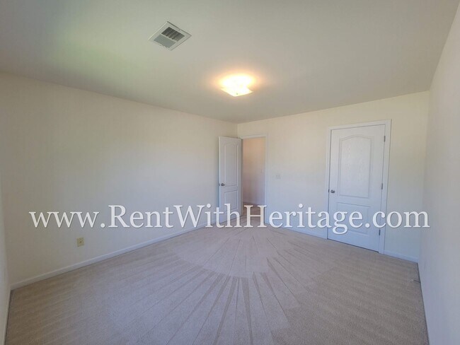 Building Photo - WOW!!!......COME SEE THIS GORGEOUS 4 BEDROOM / 3 BATH HOME IN THE POPULAR KINGSWOOD SUBDIVSION-A ...