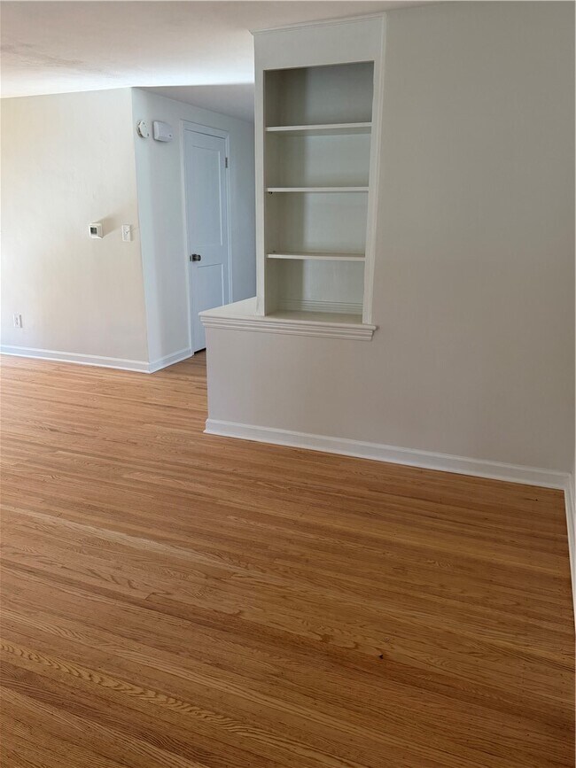 Building Photo - 61 Fernboro Rd