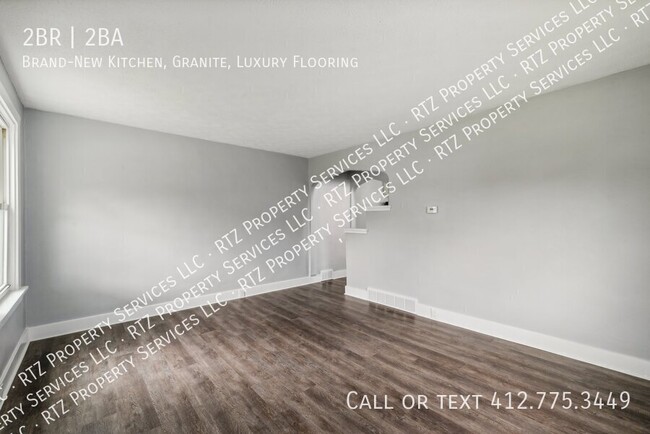 Building Photo - 553 Farnsworth Ave