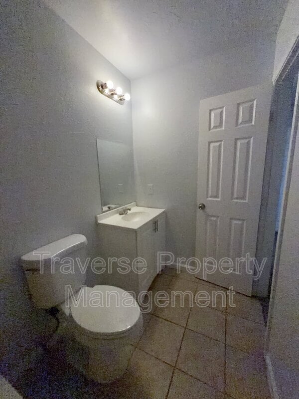 Building Photo - 5217 Aberdean Trail