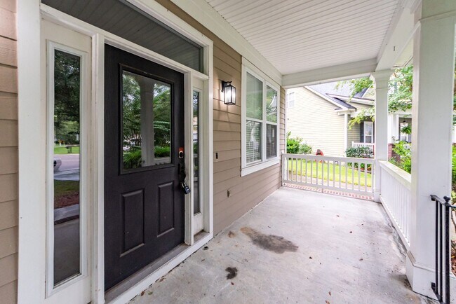 Building Photo - 115 Blackwater Dr