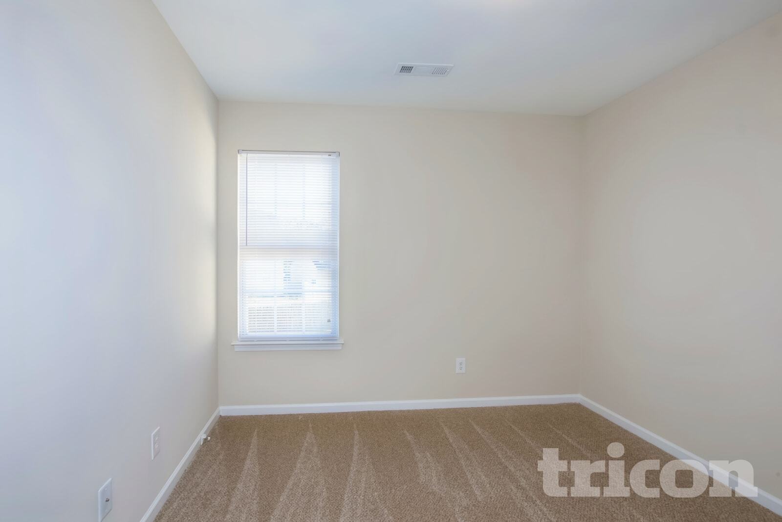 Building Photo - 7117 Roaming Path Ct