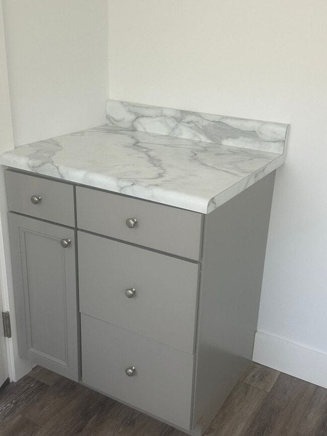 Building Photo - Cute 2BR, 1 Ba cottage in the country - Newly renovated