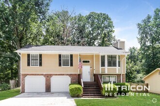 Building Photo - 5708 St Thomas Dr