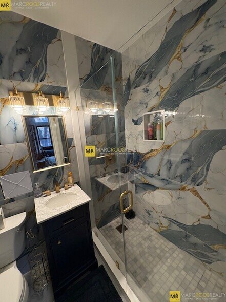 Building Photo - 271 Dartmouth St