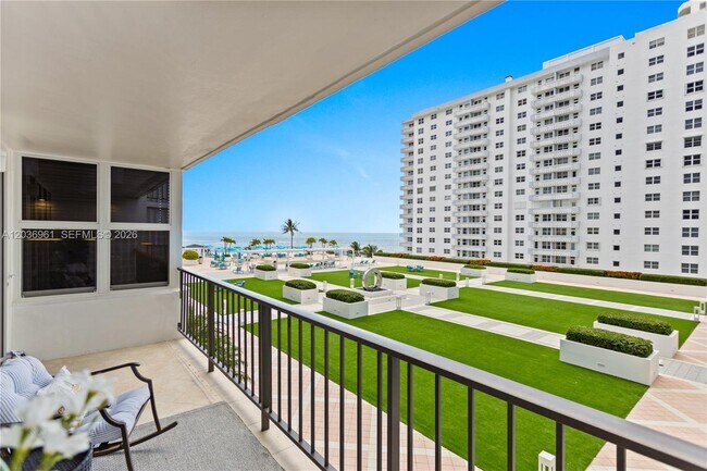 Building Photo - 4280 Galt Ocean Dr
