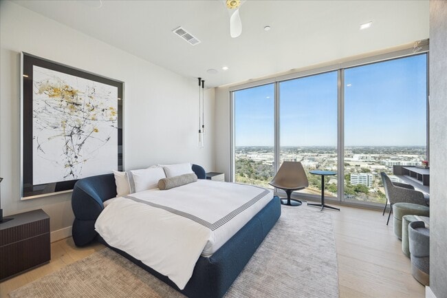 Building Photo - 1711 Allen Pkwy