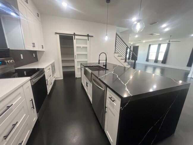 Building Photo - Custom Built 3/2/2 Delga Park! Trinity Trails Minutes from downtown Fort Worth!