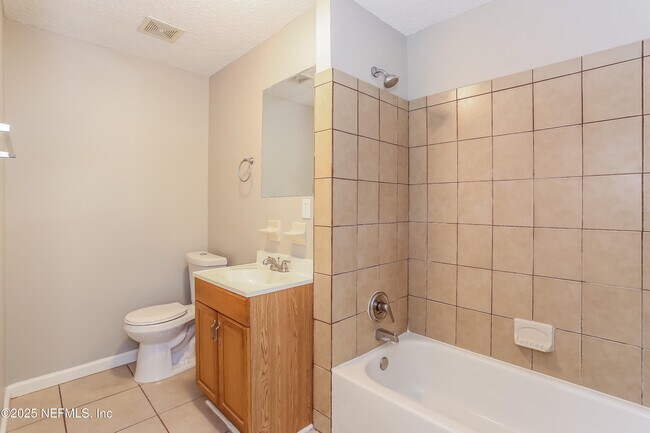 Building Photo - 5023 Donnybrook Ave
