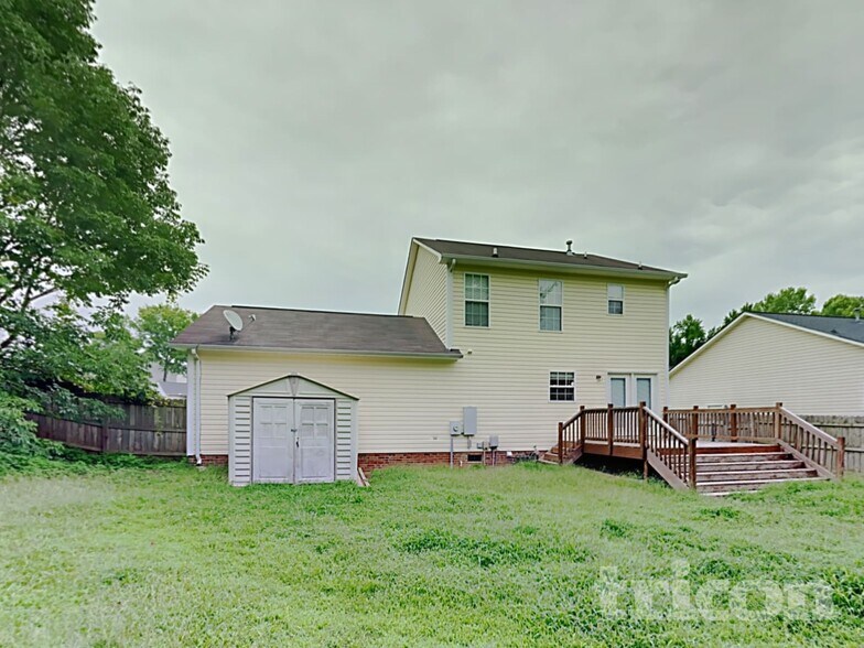 Building Photo - 1070 Piney Church Rd