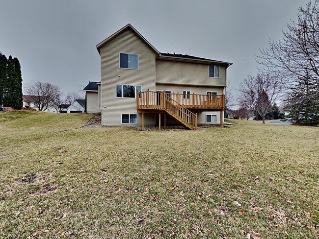 Building Photo - 1933 Mathias Rd