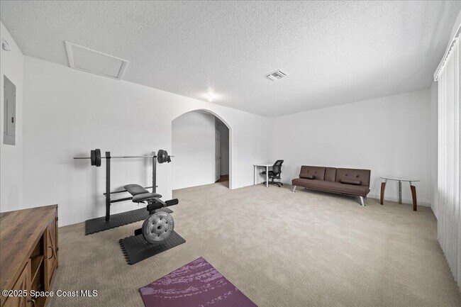 Building Photo - 701 Elmont St NW