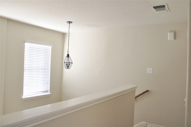 Building Photo - MEADOW OAKS