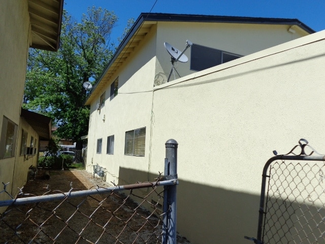 Building Photo - 1217 W Rosewood Ct