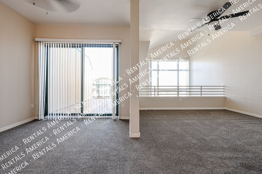 Building Photo - 16 W Encanto Blvd